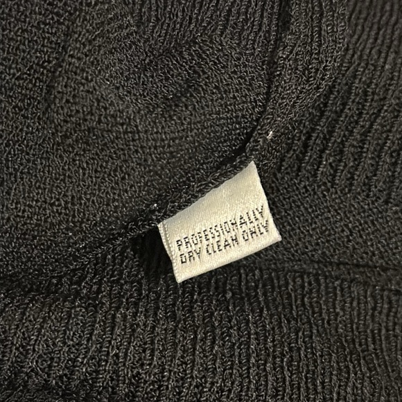 Vintage new St. John Sport mock neck knit boxy embroidered cropped sweatshirt - Picture 16 of 16